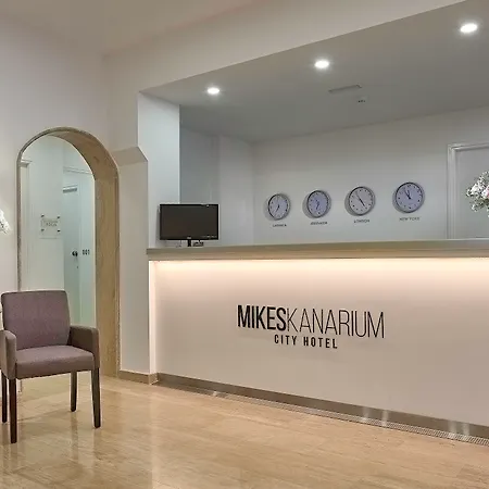 호텔 Mikes Kanarium 라르나카