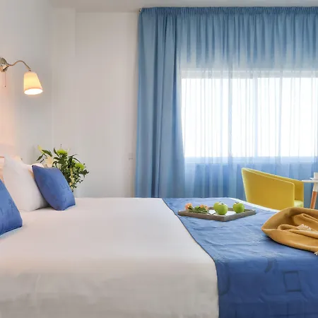 Mikes Kanarium Hotel 3*