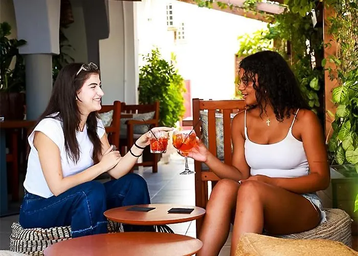 Hotel Mikes Kanarium