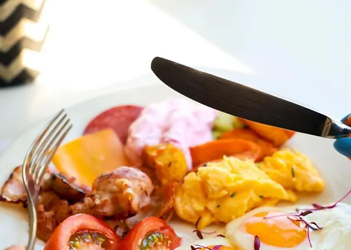 Mikes Kanarium Larnaca