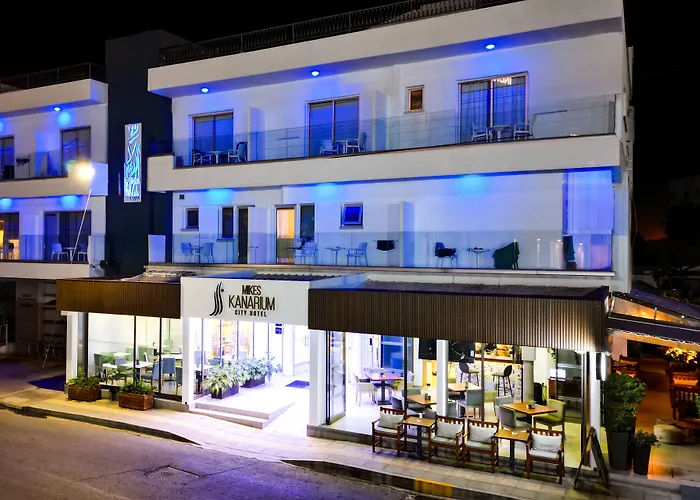 Mikes Kanarium Hotel Larnaca